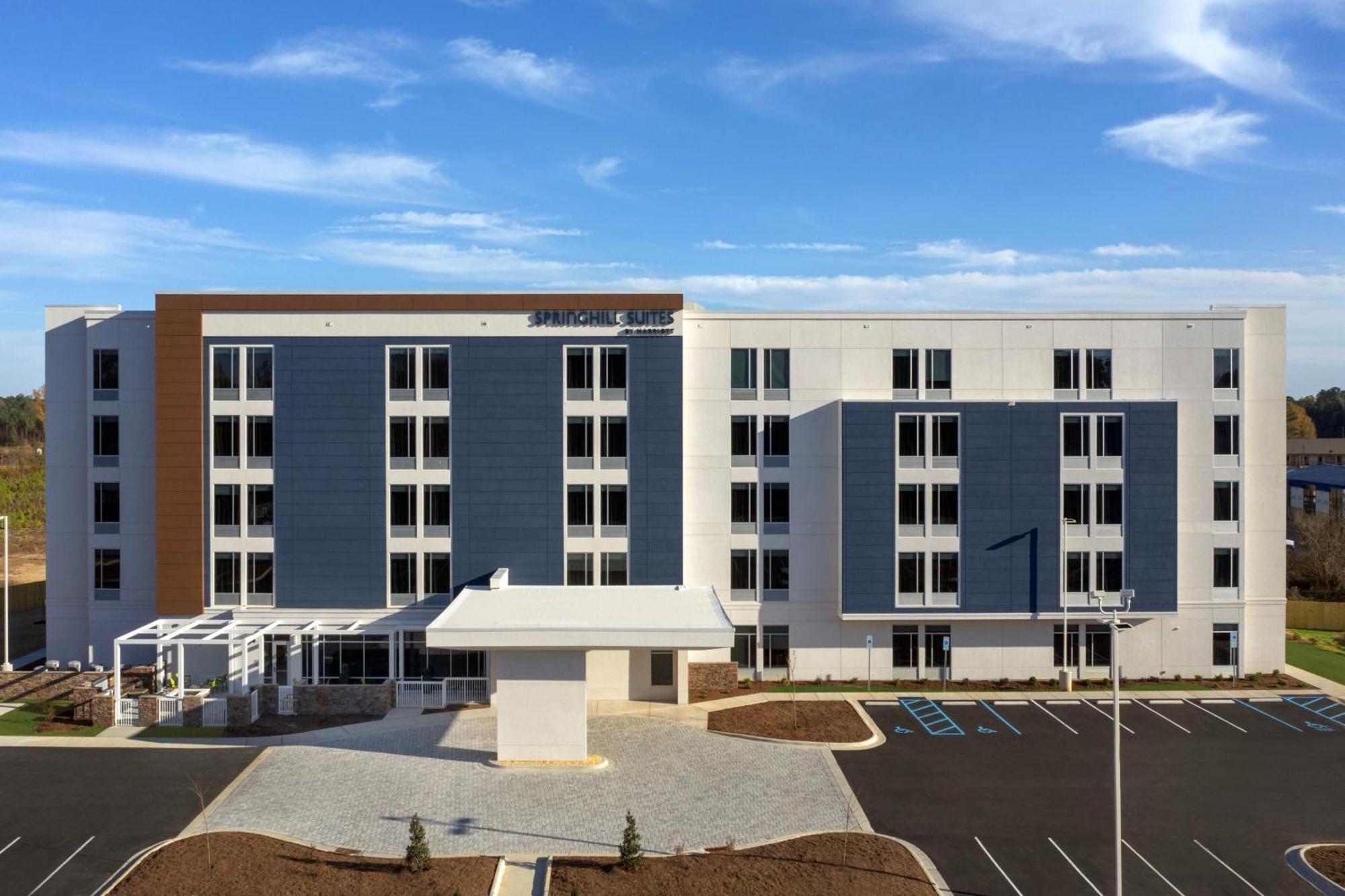 Springhill Suites By Marriott Fayetteville I-95 Экстерьер фото